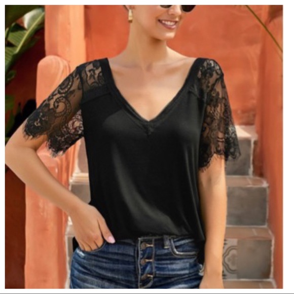 SWEET SIDE LACE TOP - Picture 3 of 7